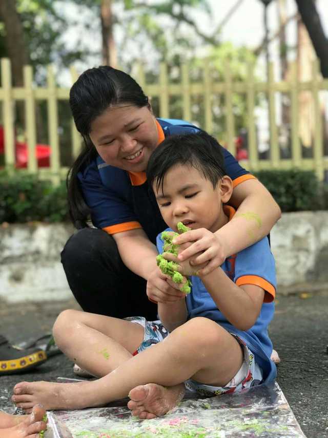 Trở thành người thực vật sau tai nạn giao thông, cô gái dùng nghị lực kỳ diệu để “sống lại” - Ảnh 5.