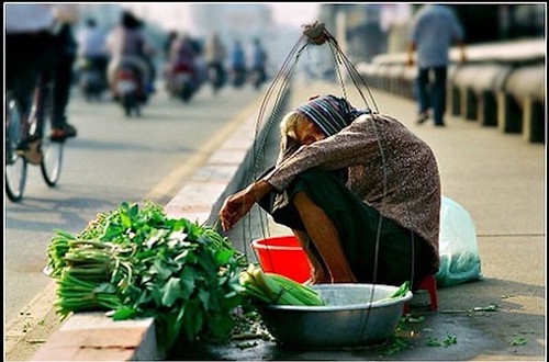 Cái nghèo - THÔNG LUẬN