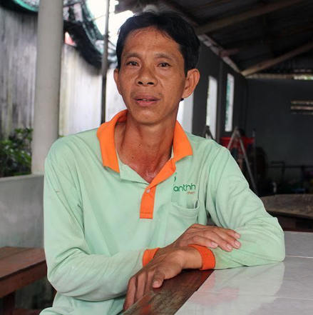  Ông Phan Thiện Khanh – Bí thư chi bộ ấp Định Khánh B. (Ảnh: VietNamNet)