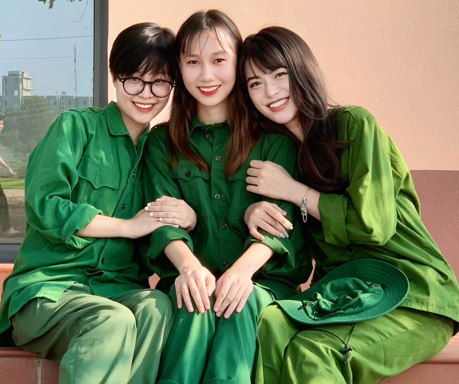 Vẻ đẹp không tì vết, 'đốn tim' dân mạng của thủ khoa trường Nhân văn - 5