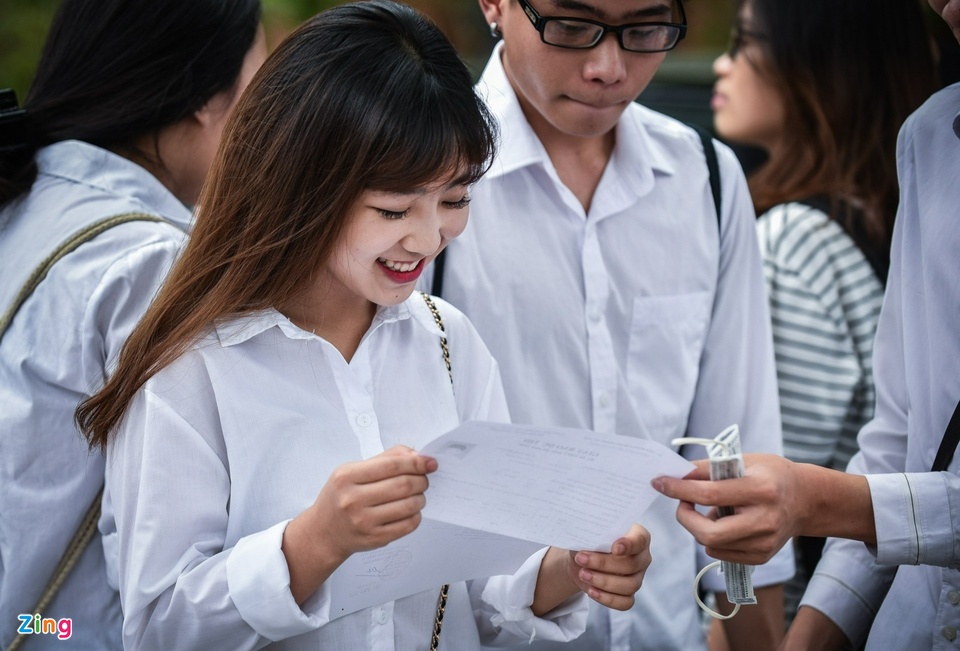 Ky thi DGNL Ha Noi anh 1